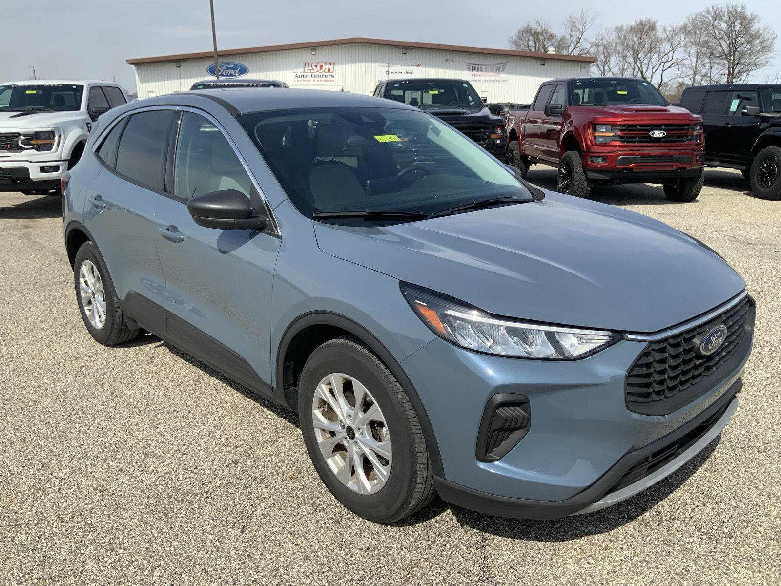 Used 2023 Ford Escape Active image 2