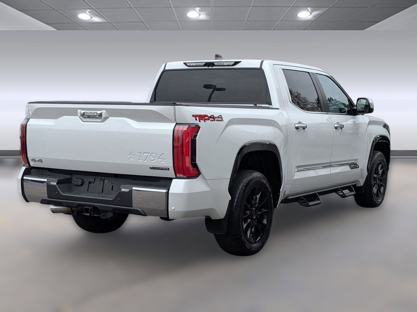 Used 2025 Toyota Tundra 1794 Edition image 8