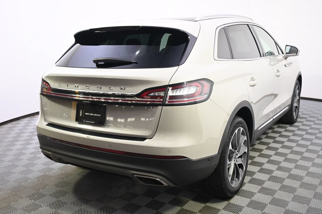 Certified 2022 Lincoln Nautilus Reserve w/ Equipment Group 201A AWD/4WD image 6