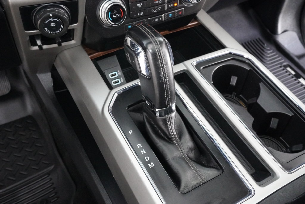 Used 2018 Ford F150 Lariat w/ Equipment Group 502A Luxury AWD/4WD image 19