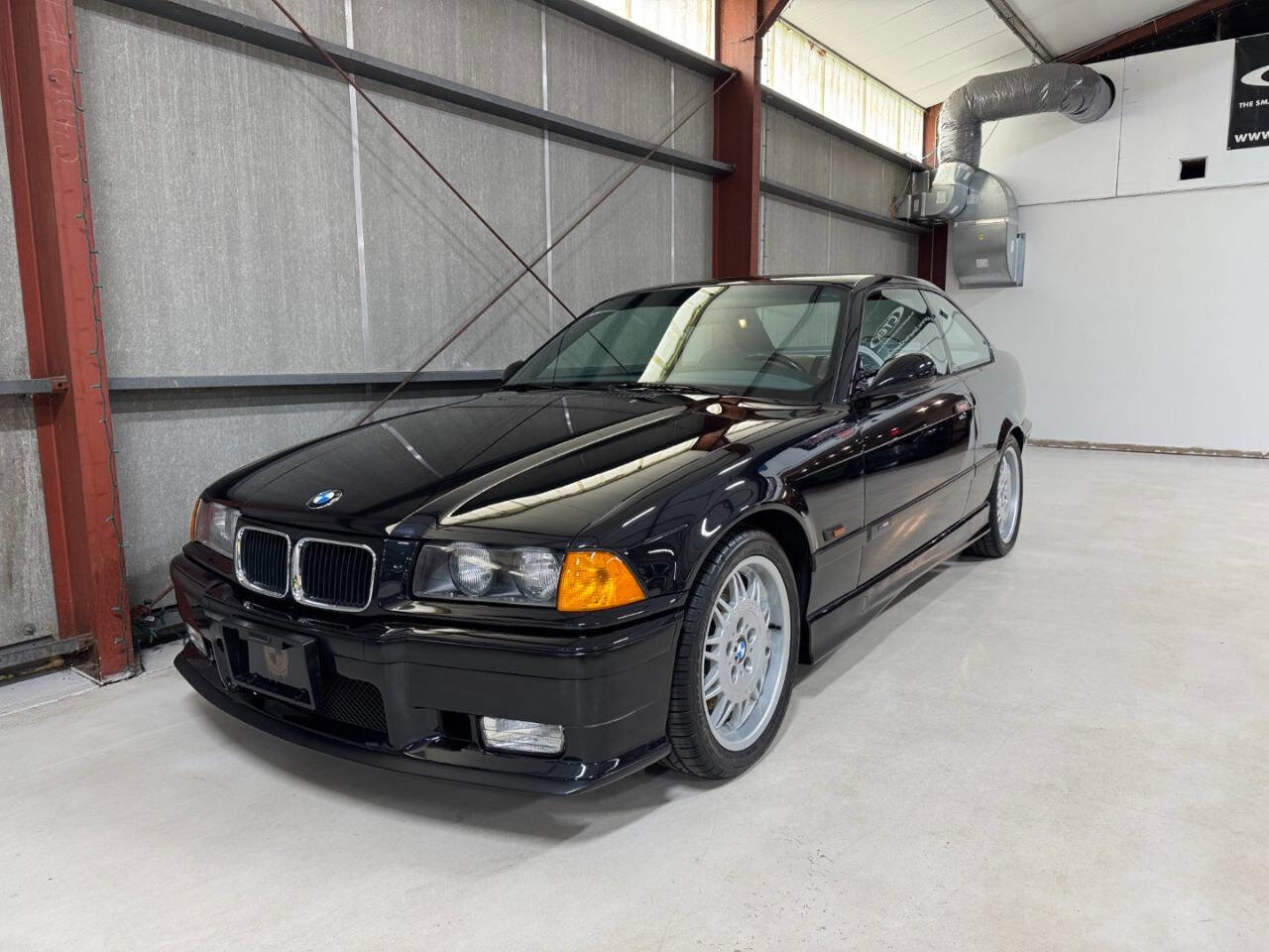 Used 1995 BMW M3 Coupe image 4