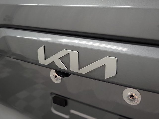 Certified 2024 Kia Niro EX FWD image 8