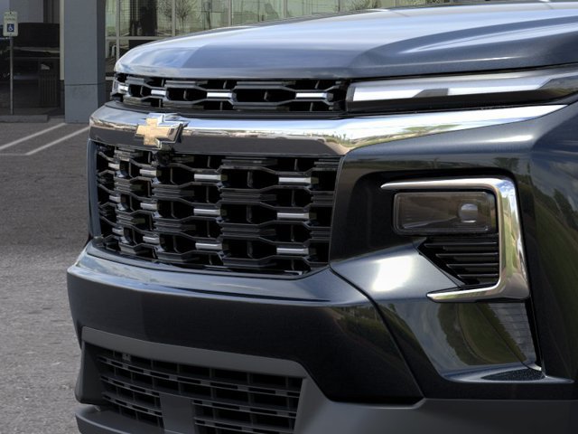 New 2027 Chevrolet Traverse LT w/ Driver Confidence Package FWD image 13