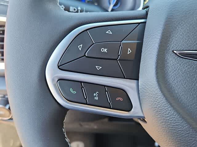 New 2026 Chrysler Pacifica Limited AWD/4WD image 23
