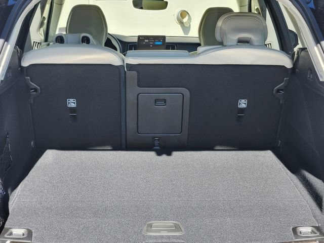New 2026 Volvo XC60 T8 Ultra w/ Climate Package image 18