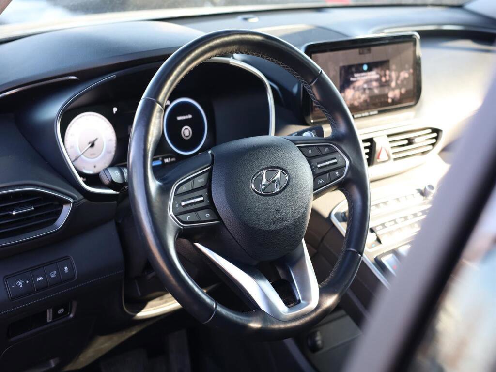 Used 2023 Hyundai Santa Fe Limited AWD/4WD image 5