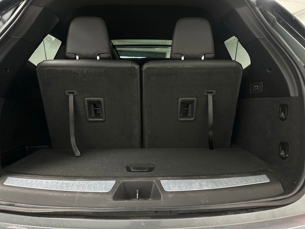 Used 2023 Cadillac XT6 Luxury image 14