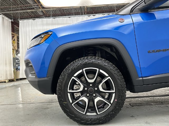 New 2026 Jeep Compass Trailhawk AWD/4WD image 21