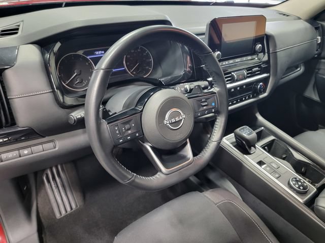 Used 2022 Nissan Pathfinder SV w/ Cargo Package AWD/4WD image 12