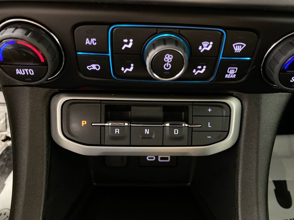 Used 2023 GMC Acadia SLT w/ Preferred Package AWD/4WD image 19