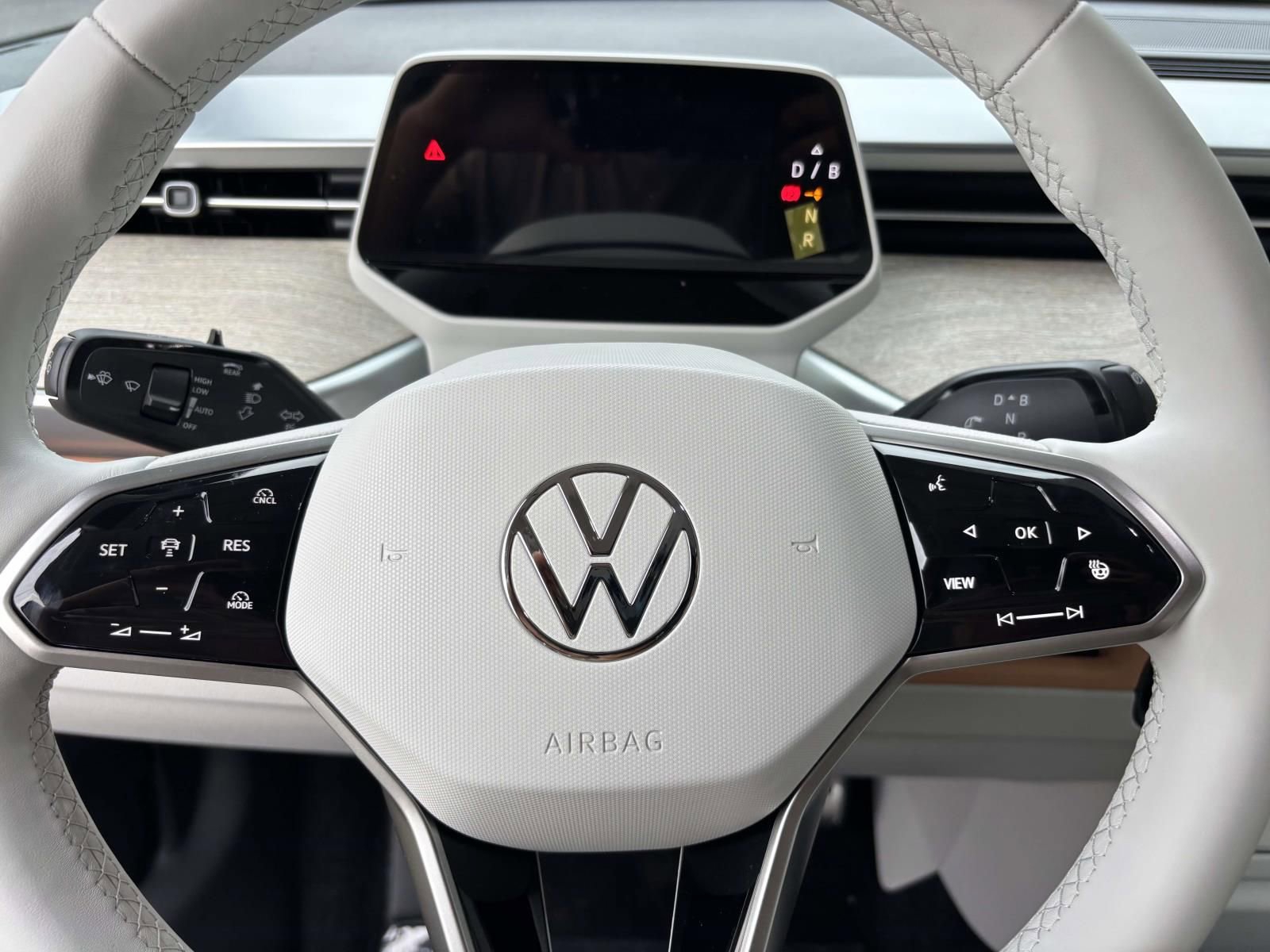 New 2025 Volkswagen ID. Buzz Pro S Plus image 18