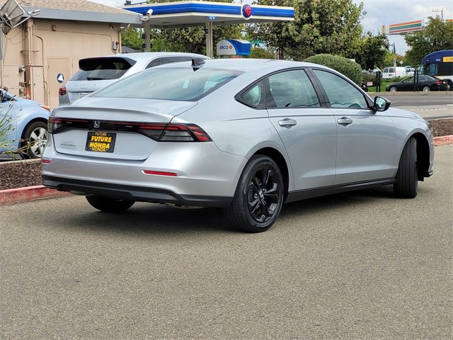 New 2025 Honda Accord SE image 5