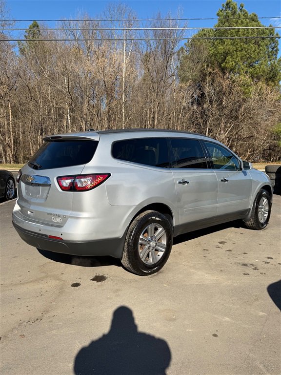 Used 2015 Chevrolet Traverse LT image 5