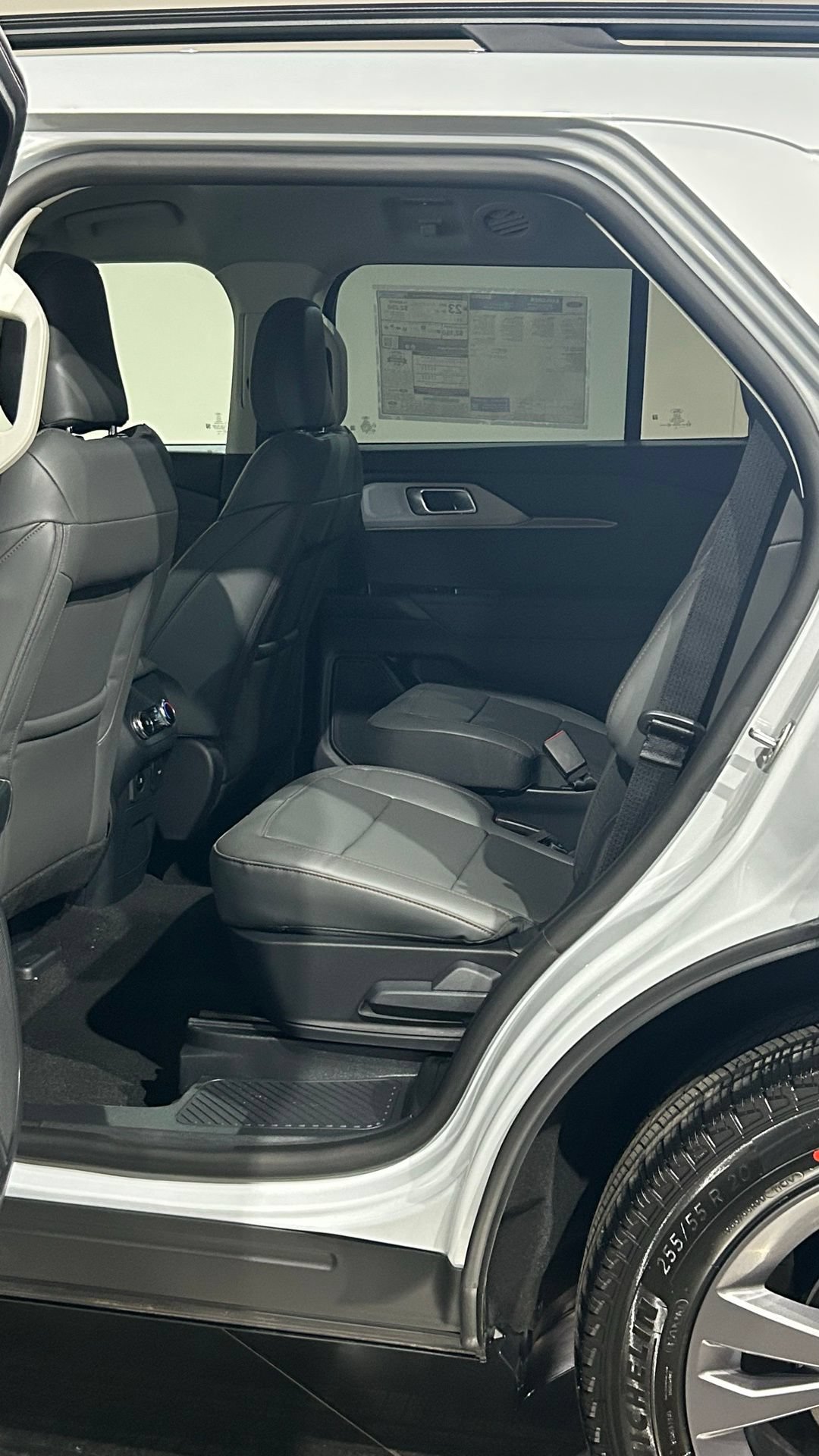 New 2026 Ford Explorer Active w/ Active Comfort Package AWD/4WD image 48