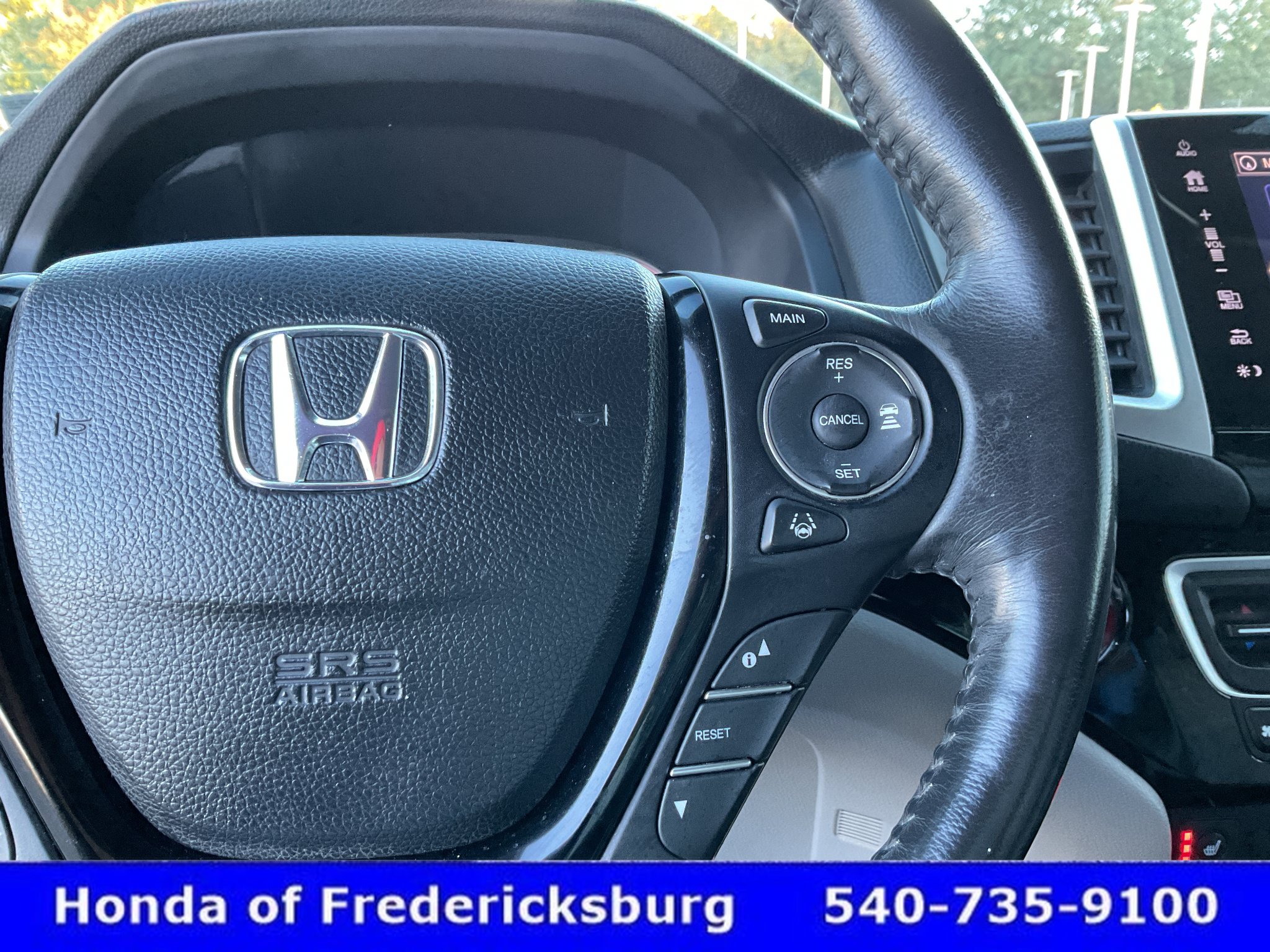Certified 2017 Honda Pilot Elite image 34