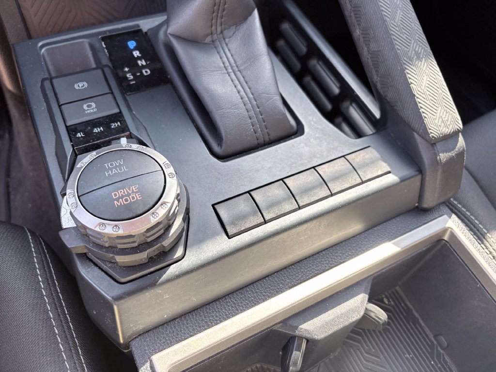 Used 2024 Toyota Tacoma TRD Sport AWD/4WD image 21