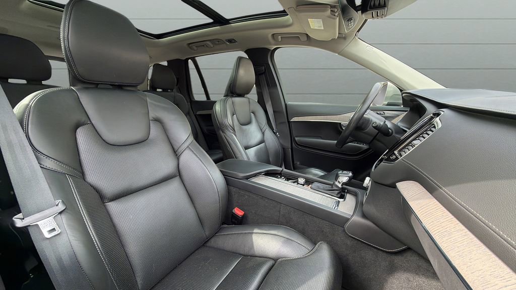 Used 2022 Volvo XC90 T6 Inscription w/ Advanced Package AWD/4WD image 32