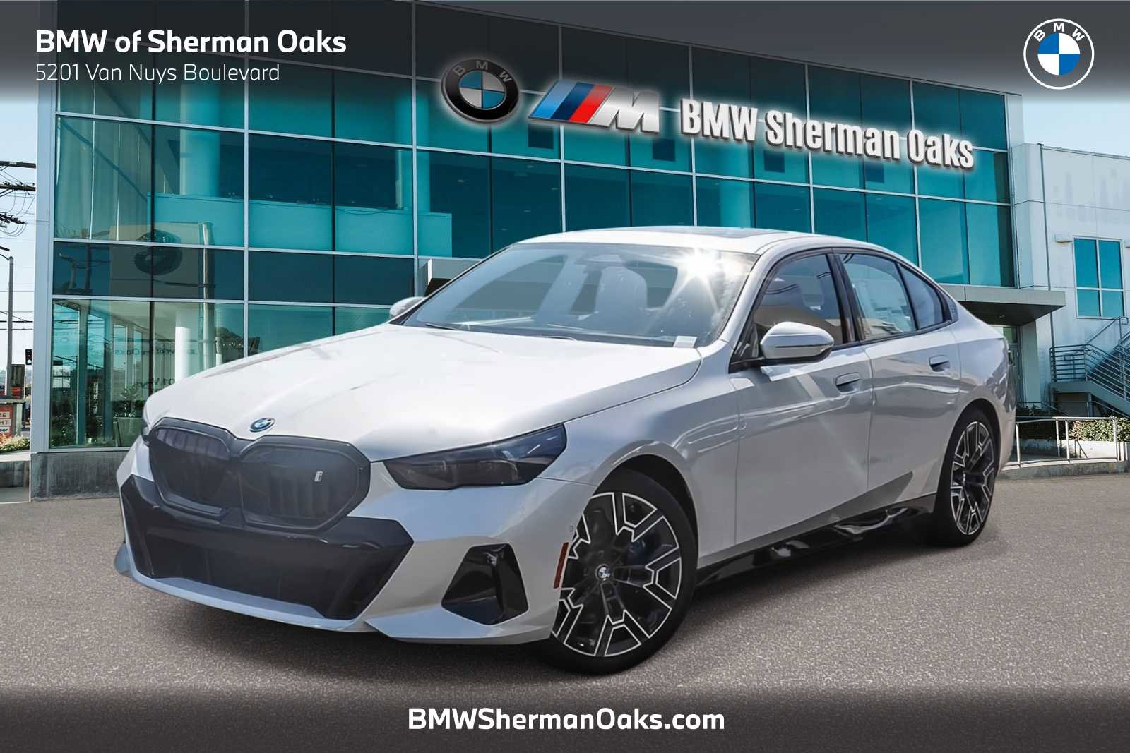 New 2026 BMW i5 eDrive40 w/ M Sport Package image 1