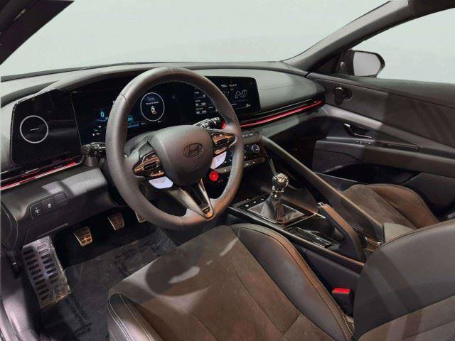 Used 2024 Hyundai Elantra N FWD image 15
