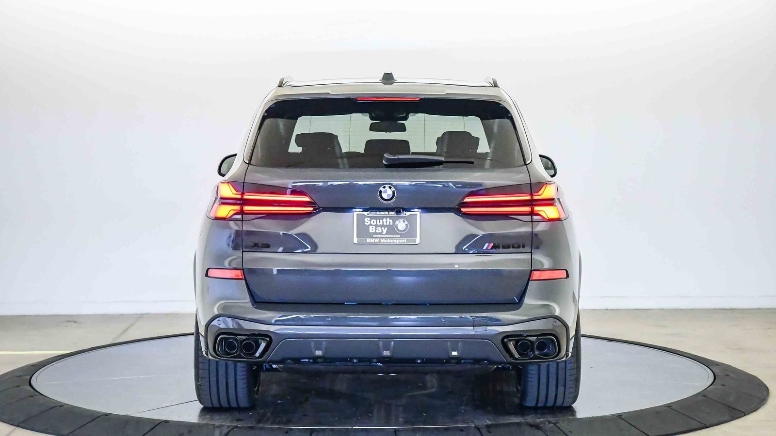 New 2026 BMW X5 M60i AWD/4WD image 3