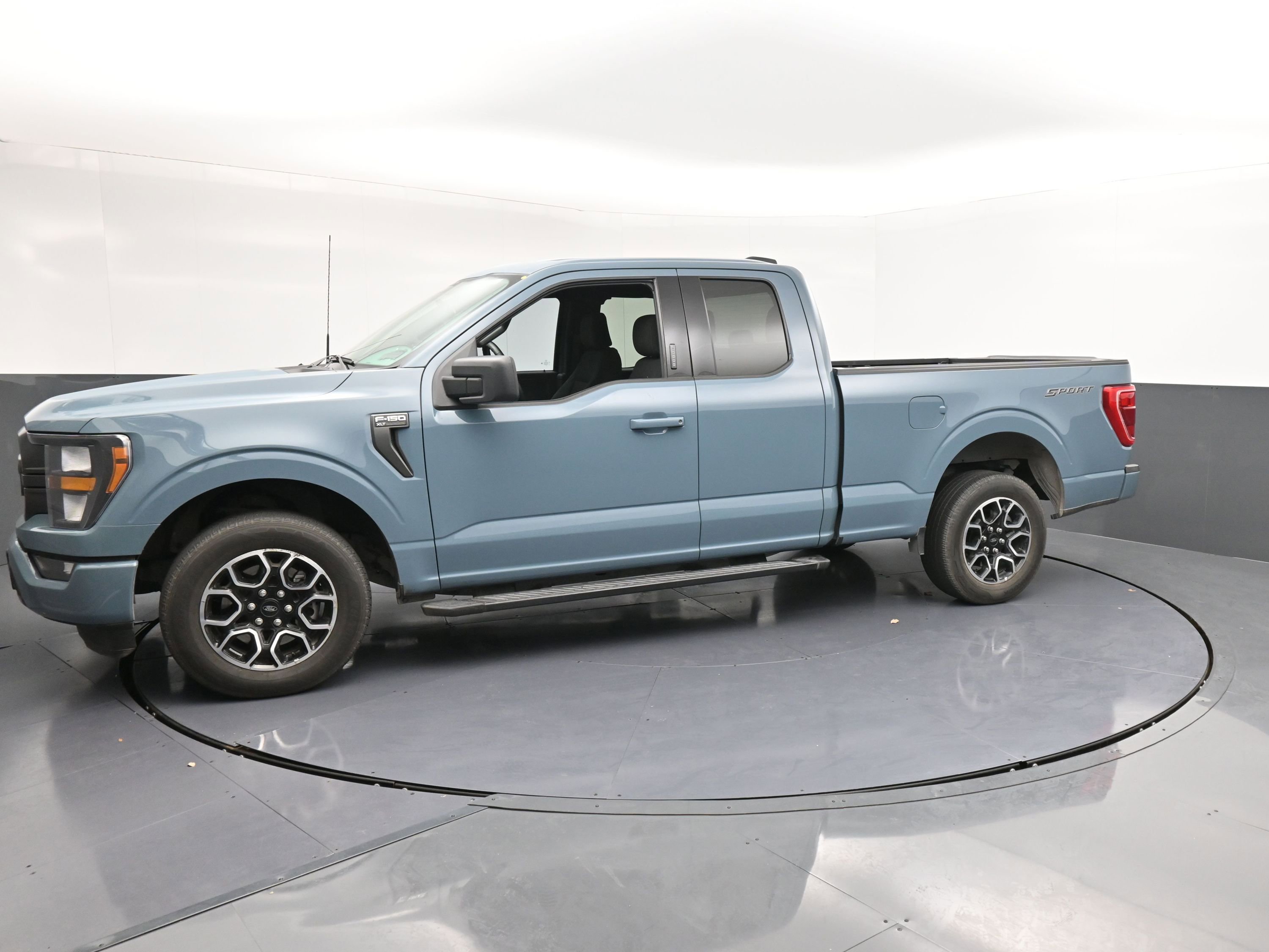 Used 2023 Ford F150 XLT w/ Equipment Group 301A Mid image 5