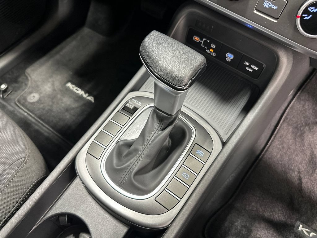 Used 2026 Hyundai Kona SE FWD image 21