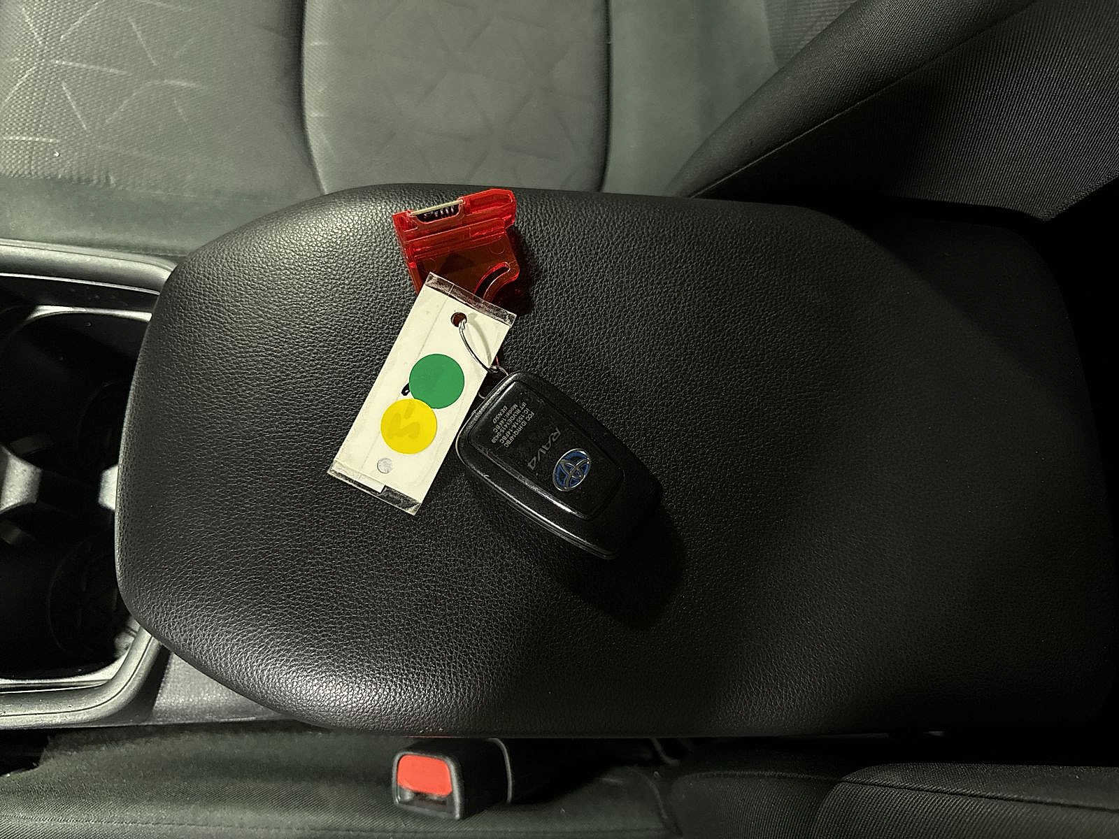 Used 2019 Toyota RAV4 XLE image 34