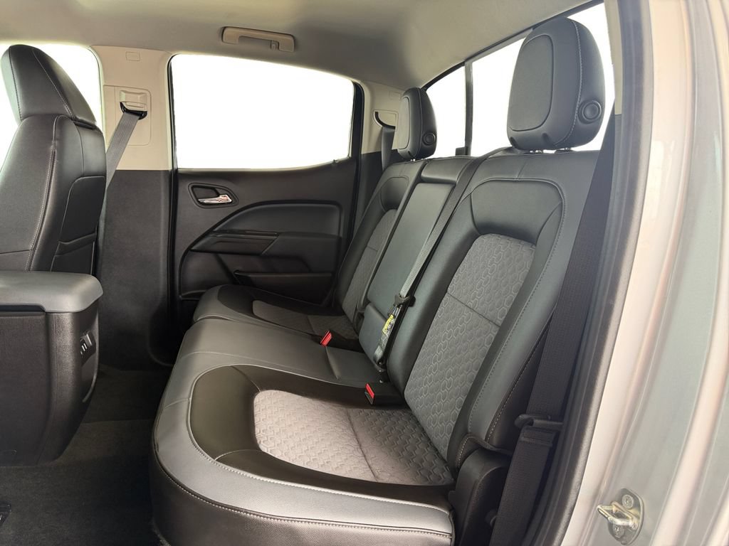 Used 2016 Chevrolet Colorado Z71 AWD/4WD image 16