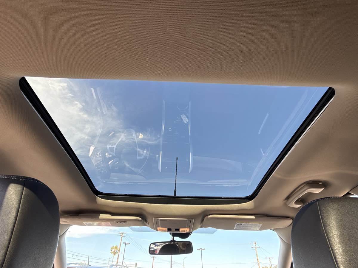 Used 2013 Ford Edge Sport w/ Driver Entry Pkg FWD image 34