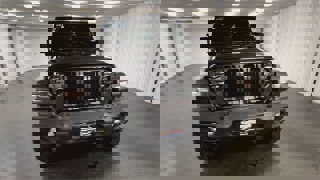 Used 2021 Jeep Wrangler Sport image 3