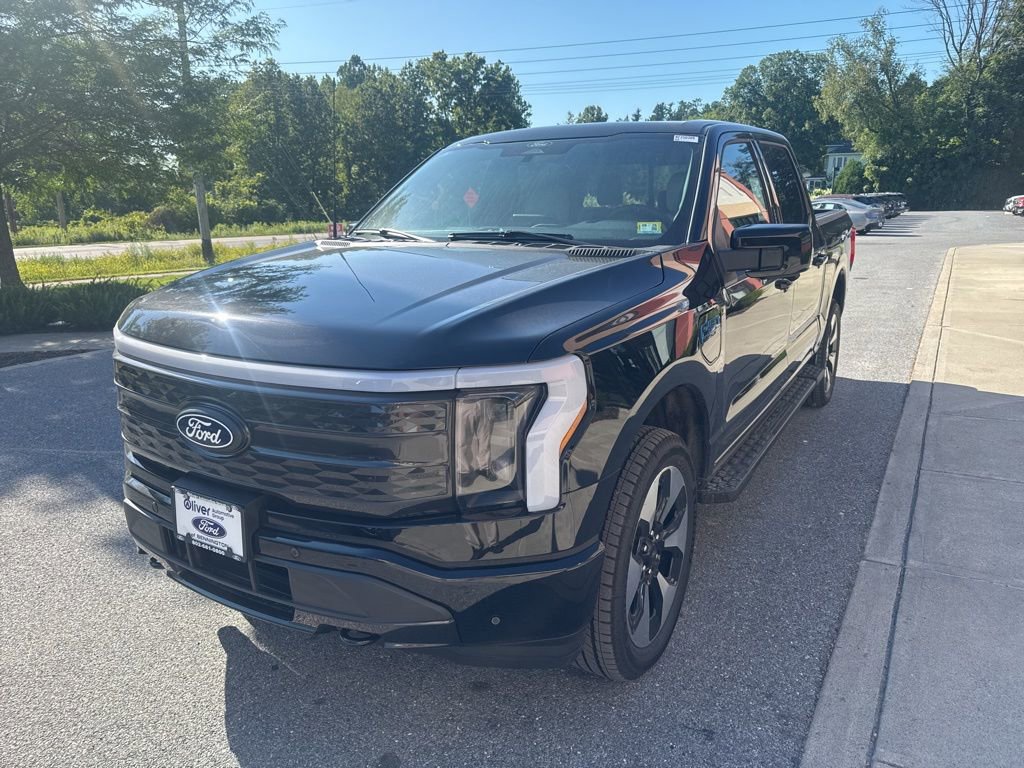 New 2025 Ford F150 Lightning Platinum image 3
