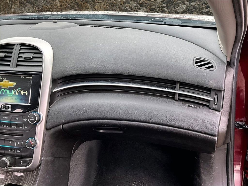 Used 2014 Chevrolet Malibu LT image 15
