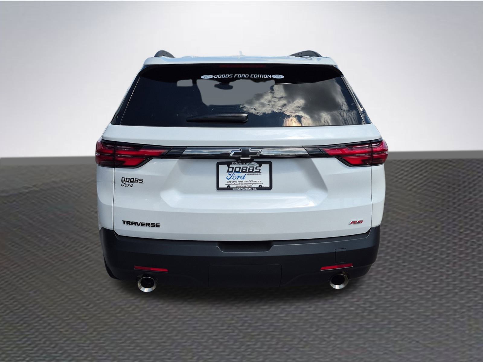 Used 2023 Chevrolet Traverse RS image 6