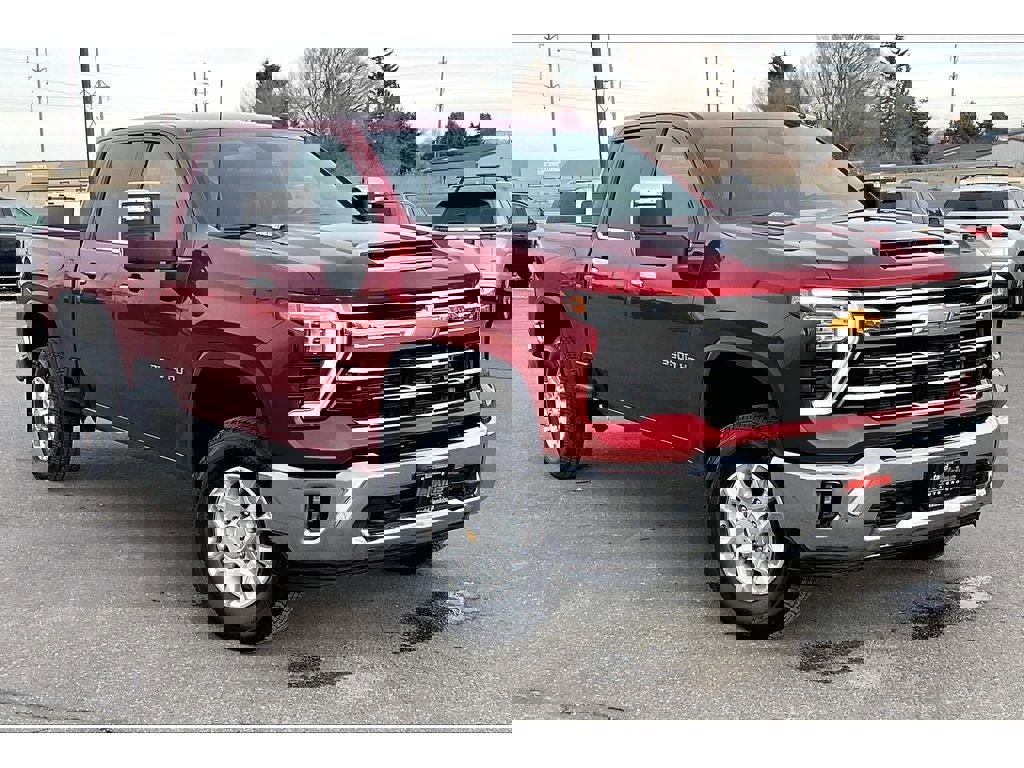 Used 2025 Chevrolet Silverado 3500 LTZ image 2