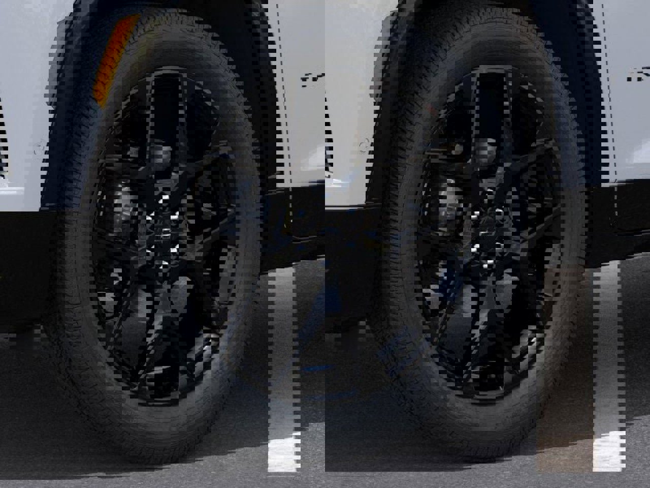 New 2026 Chevrolet Traverse RS FWD image 36