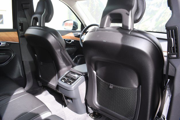 Used 2021 Volvo XC90 T5 Momentum w/ Advanced Package image 28