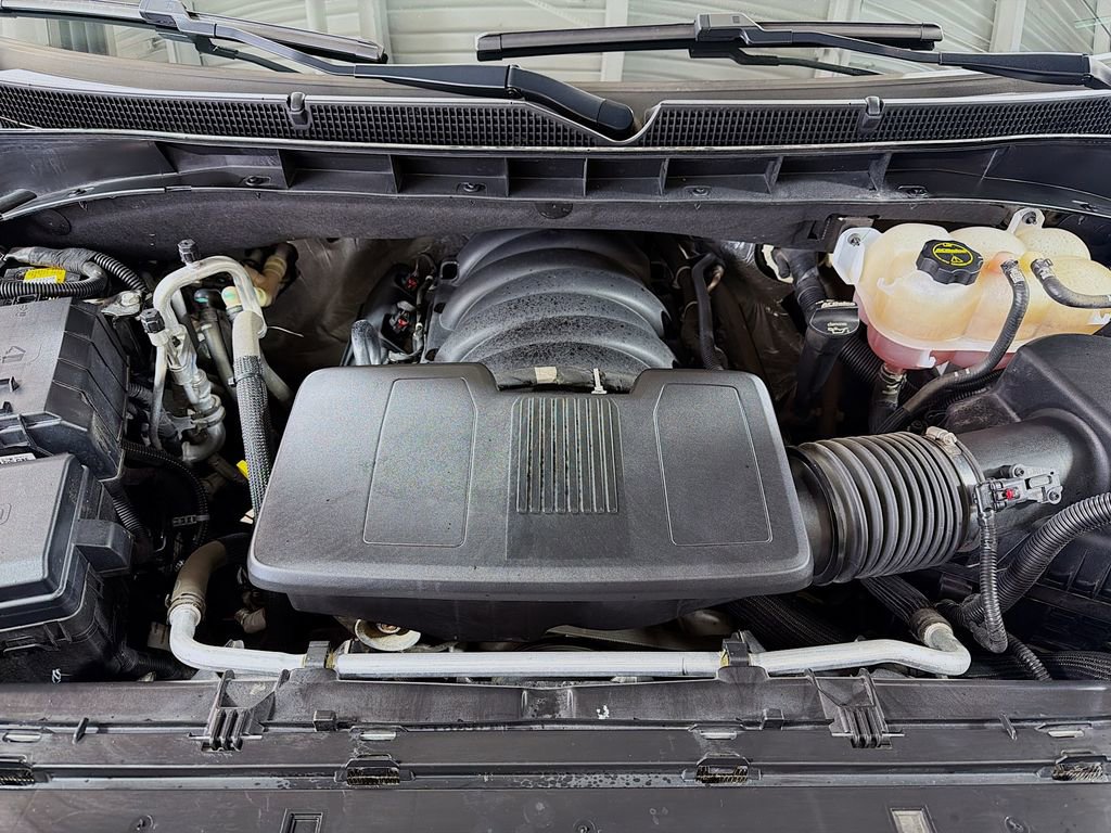 Used 2024 Cadillac Escalade Sport Platinum w/ LPO, ONYX Package image 33