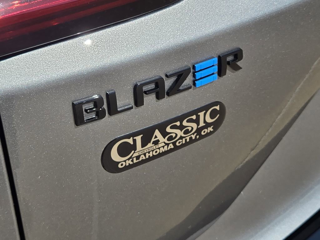 New 2025 Chevrolet Blazer EV RS w/ Super Cruise Package AWD/4WD image 36