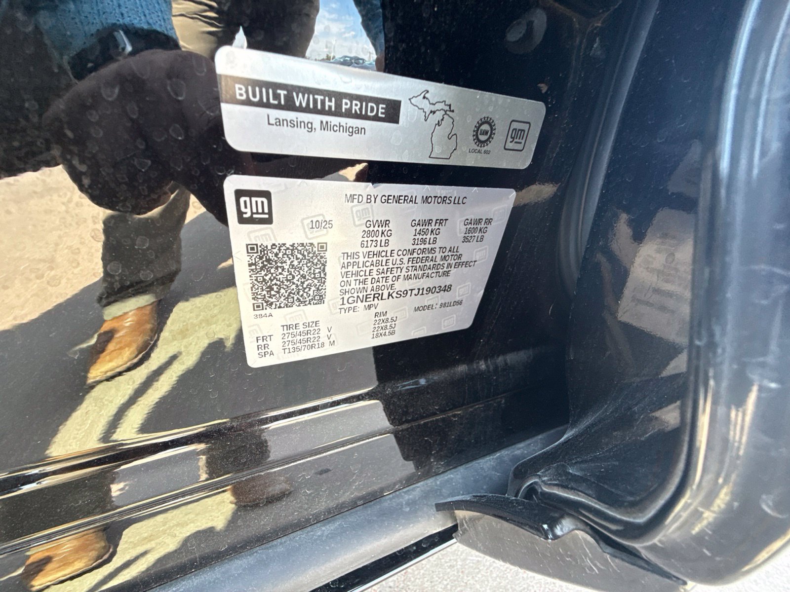 Used 2026 Chevrolet Traverse RS FWD image 12