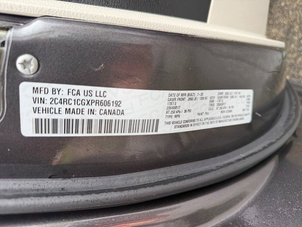 Used 2023 Chrysler Voyager LX FWD image 31