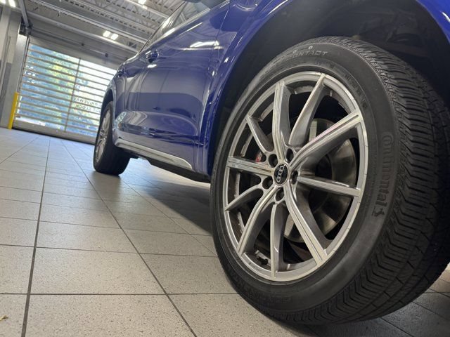Used 2023 Audi SQ5 Premium Plus w/ Premium Plus Package AWD/4WD image 9