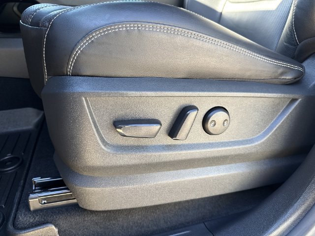 Used 2025 Nissan Armada PRO-4X AWD/4WD image 20