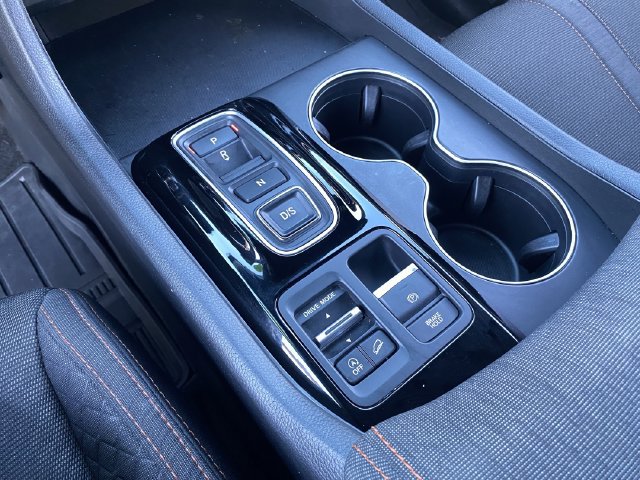 Used 2025 Honda Pilot Sport image 27