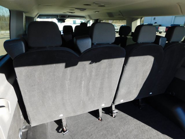 Used 2023 Ford Transit 350 XLT image 23