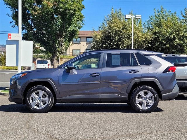 Used 2025 Toyota RAV4 XLE image 9