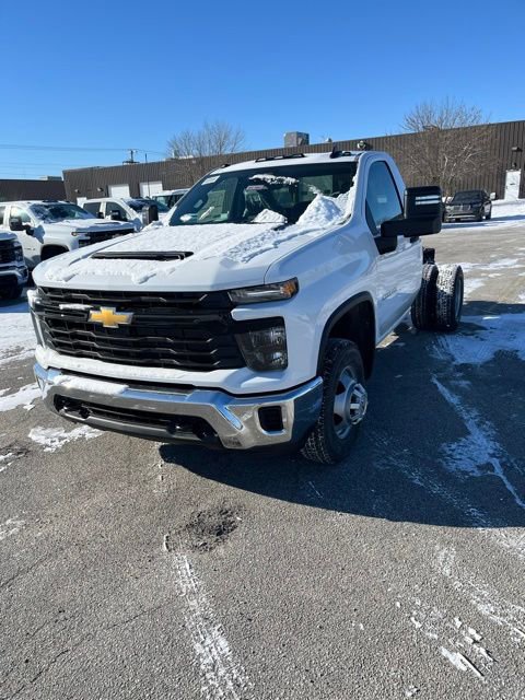 New 2026 Chevrolet Silverado 3500 W/T w/ WT Convenience Package image 2