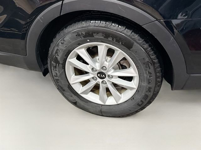 Used 2020 Kia Sorento LX w/ LX I4 Convenience Package image 31