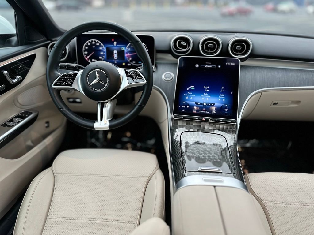 Used 2023 Mercedes-Benz C 300 4MATIC Sedan image 11