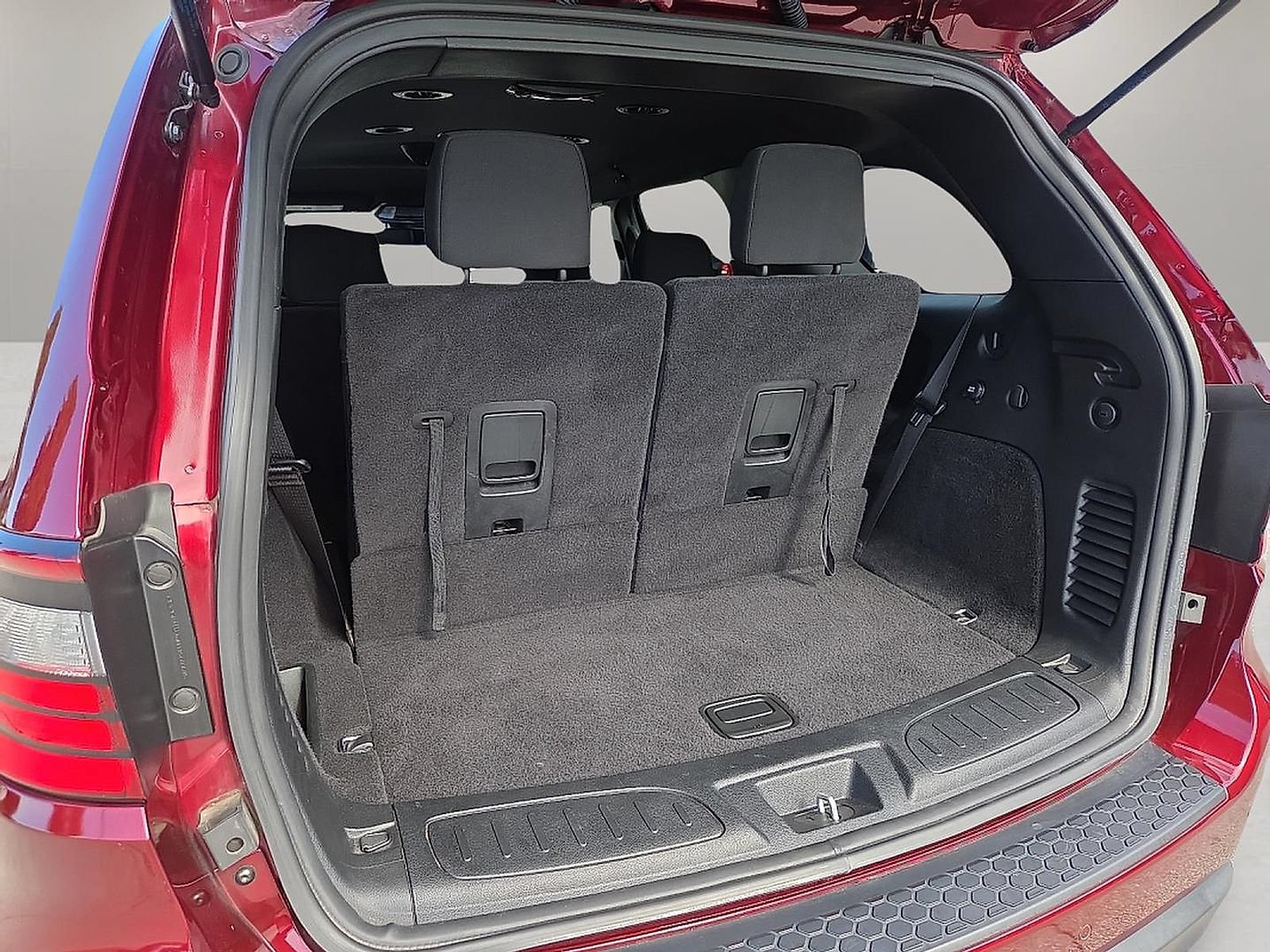 Used 2023 Dodge Durango SXT Launch Edition RWD image 9