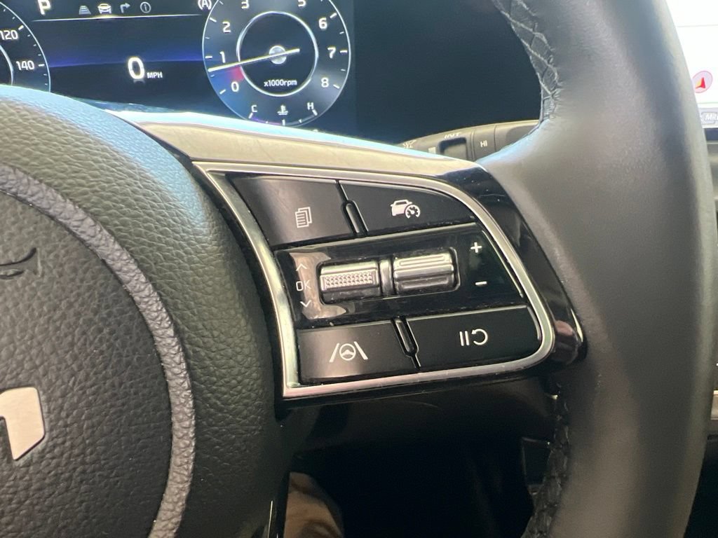 Certified 2025 Kia Seltos EX w/ EX Sunroof Package AWD/4WD image 64